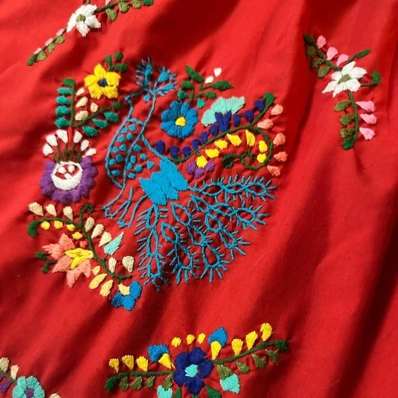 Girls Mexican Embroidered Fiesta Dress Size 6 - Picture 10 of 12